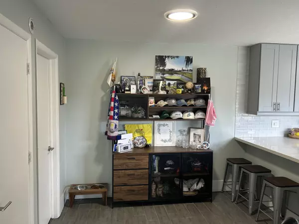 Lake Clarke Shores, FL 33406,8145 Bridgewater CT 45c