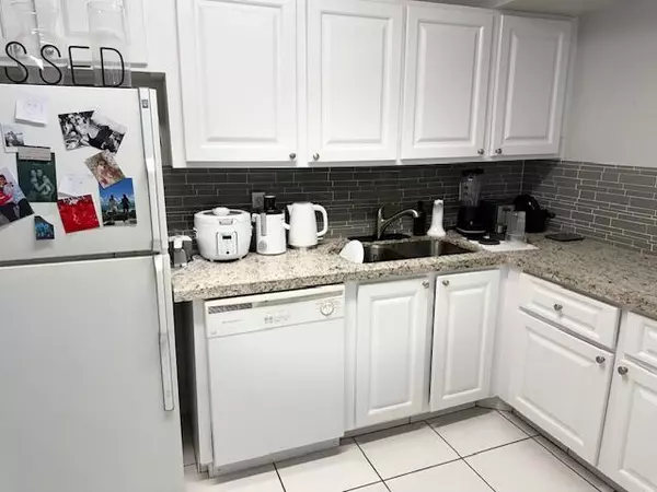 Hallandale Beach, FL 33009,801 Three Islands BLVD 508