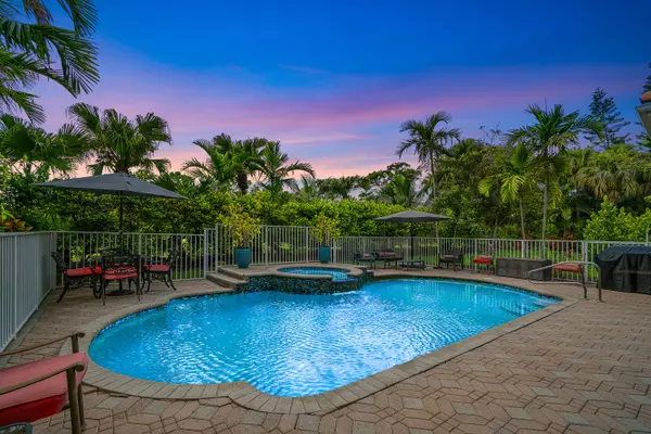 Wellington, FL 33414,911 Forest Glen LN