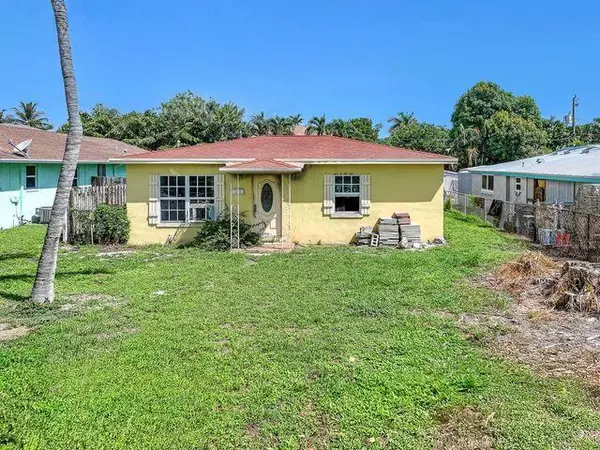 245 NE 11th ST, Delray Beach, FL 33444
