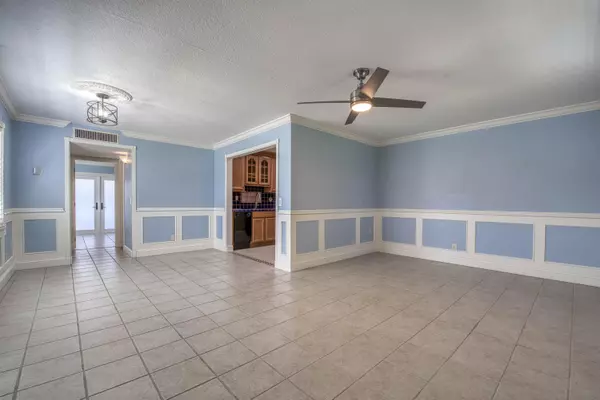 Delray Beach, FL 33484,960 Flanders T