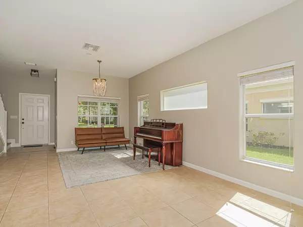 Vero Beach, FL 32966,1905 77th DR