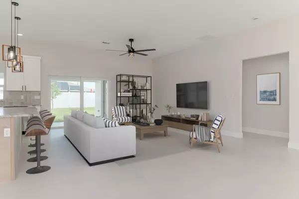 Port Saint Lucie, FL 34984,513 SW Nautical AVE