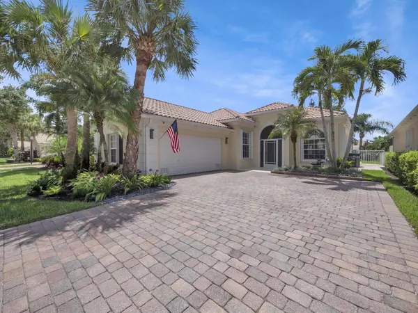 Wellington, FL 33414,8052 Jolly Harbour CT