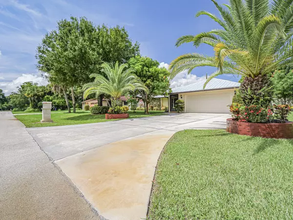 Vero Beach, FL 32962,1446 5th ST