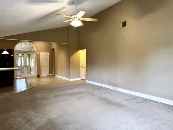 Port Saint Lucie, FL 34952,1465 SE Westmoreland BLVD