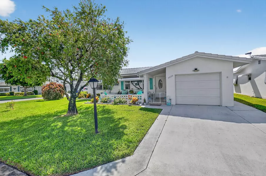 2000 SW 20th PL, Boynton Beach, FL 33426