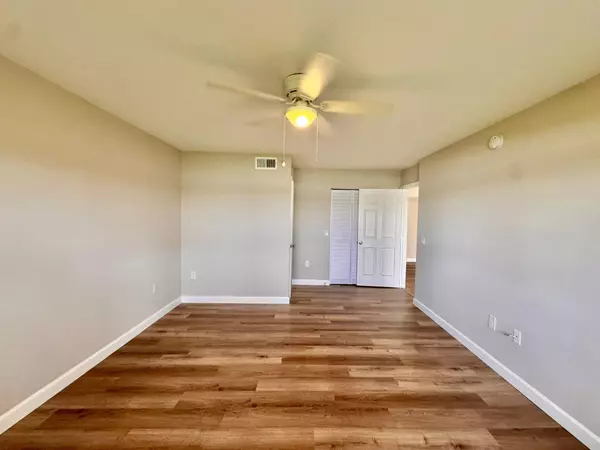 Coconut Creek, FL 33073,5055 Wiles RD 106