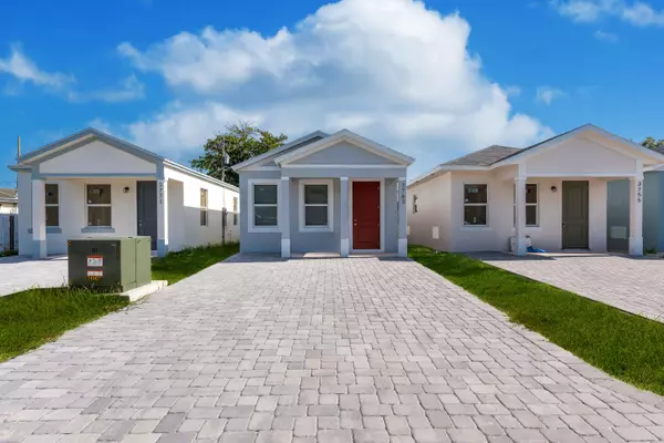 3747 Saginaw AVE, West Palm Beach, FL 33409