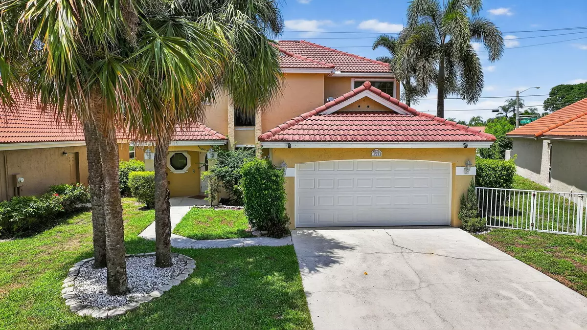 Boynton Beach, FL 33437,12271 Sand Wedge DR