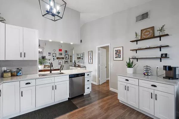 Jupiter, FL 33458,501 Lakewood DR 9d