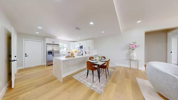 North Palm Beach, FL 33408,440 Gull CT