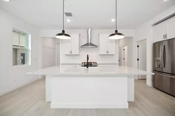 Port Saint Lucie, FL 34987,10147 Dreamweaver RD 45