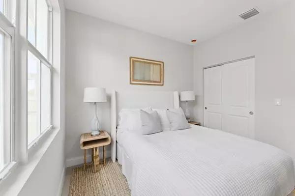 Port Saint Lucie, FL 34987,10098 NW Dreamweaver RD 217