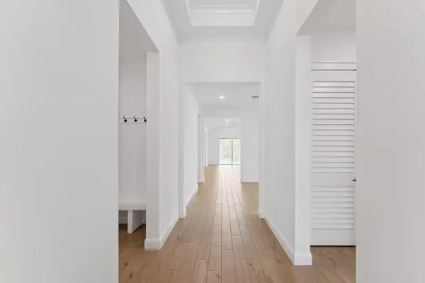 Port Saint Lucie, FL 34987,10288 Field Flower TRL 182