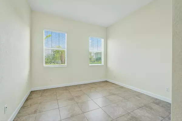 Vero Beach, FL 32968,1769 SW Berkshire CIR