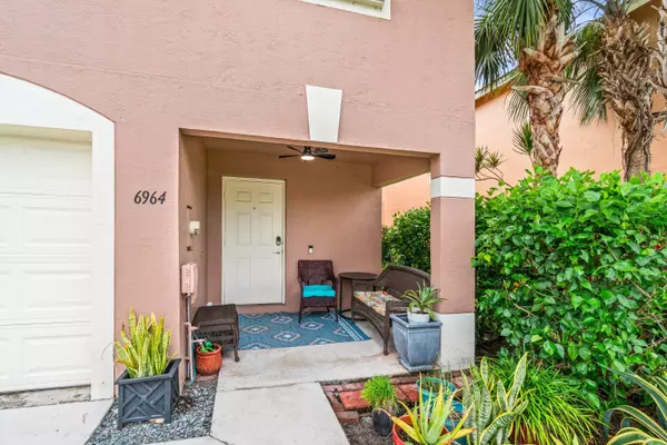 Lake Worth, FL 33463,6964 Mill Brook PL