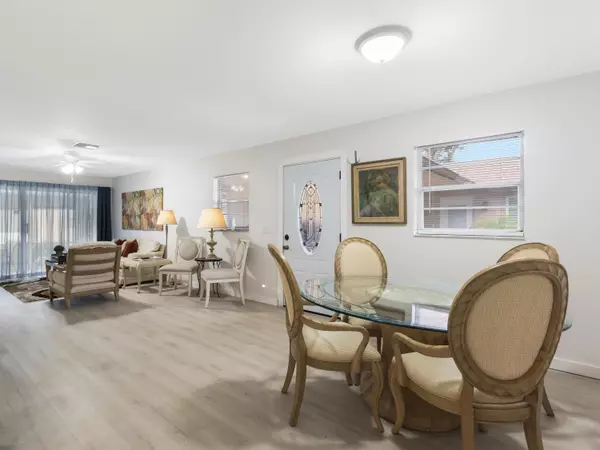 Delray Beach, FL 33445,725 Whippoorwill LN