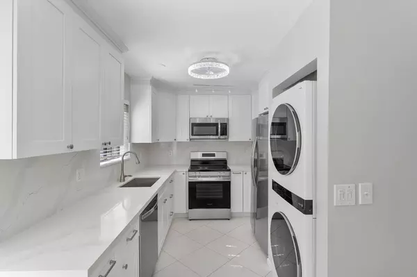 Boca Raton, FL 33487,159 NW 70th ST 603