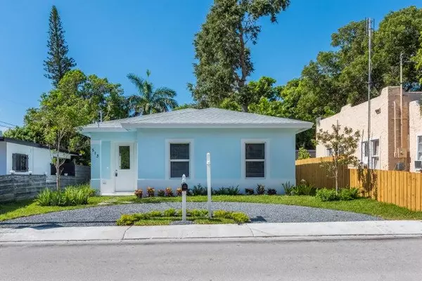 Lake Worth Beach, FL 33460,513 S 6th AVE