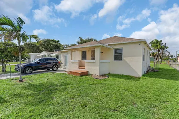 Hollywood, FL 33020,2403 Scott Street