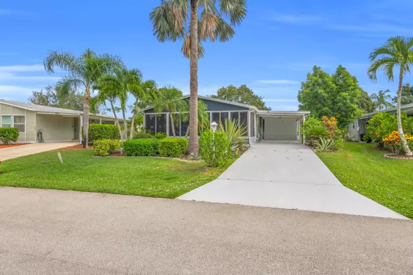 Port Saint Lucie, FL 34952,2904 Nine Iron DR