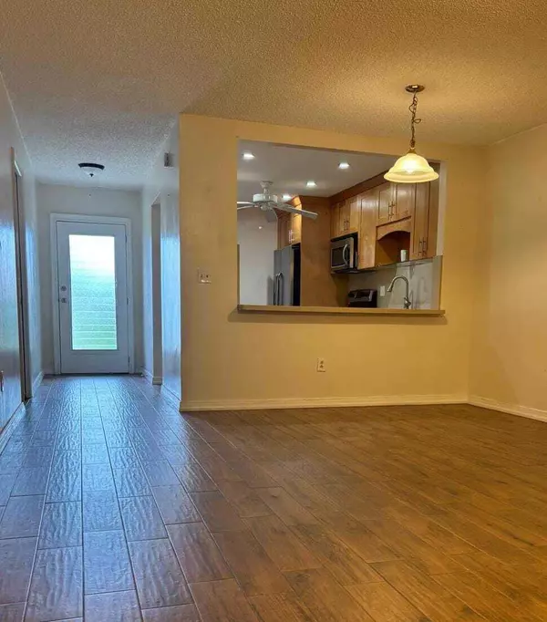 West Palm Beach, FL 33415,5725 E Fernley DR 41