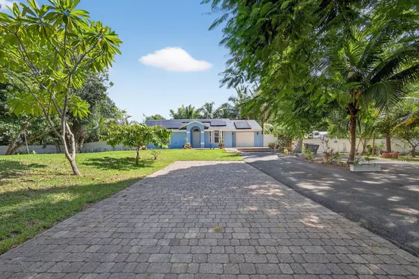 Loxahatchee, FL 33470,18852 N 50th ST