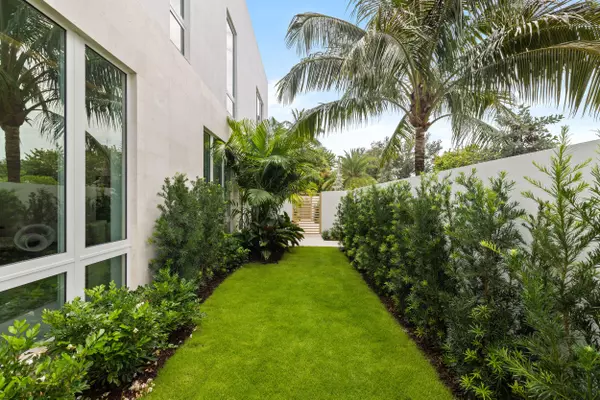 Delray Beach, FL 33483,800 Bond WAY