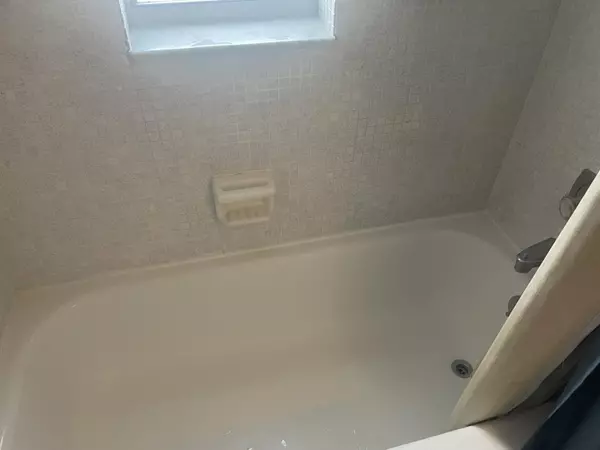 Palm Springs, FL 33461,600 Village Green CT 223