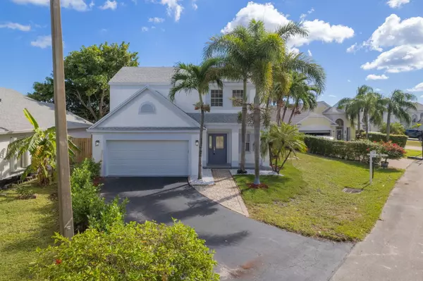 31 Swallow DR, Boynton Beach, FL 33436