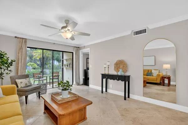 Boca Raton, FL 33433,22028 Palms WAY 102