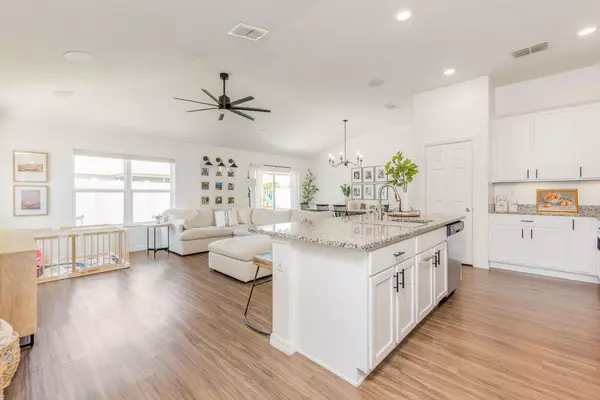 Port Saint Lucie, FL 34983,5940 NW Pine Trail CIR