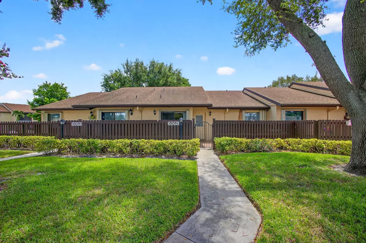 Greenacres, FL 33415,606 Sea Pine WAY B