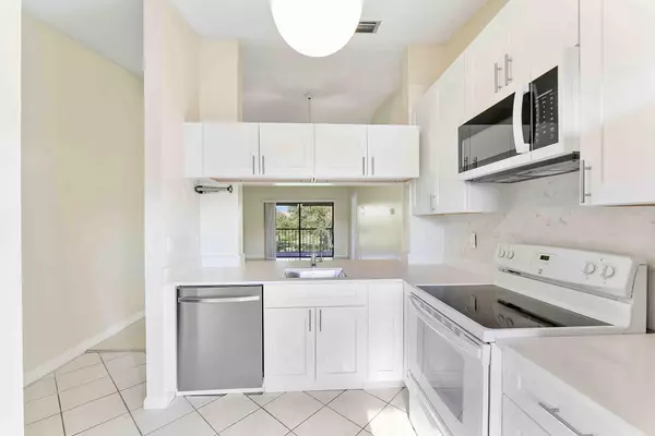 Boca Raton, FL 33431,3375 Jaywood TER 2050