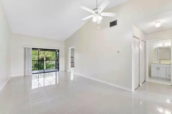 Boca Raton, FL 33431,3375 Jaywood TER 2050