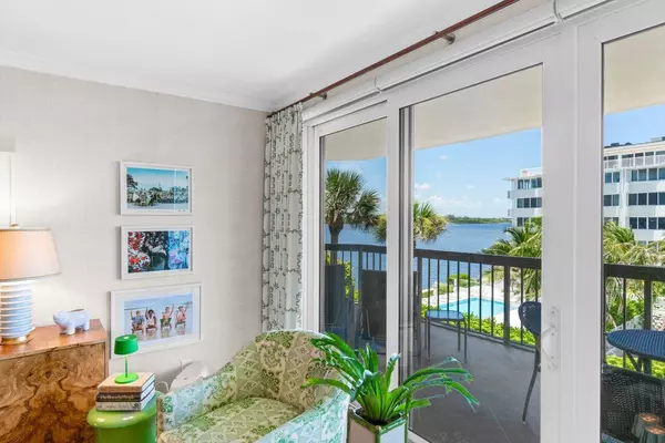 Palm Beach, FL 33480,2778 S Ocean 307 N BLVD 307n