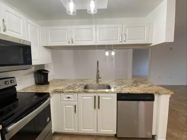 Palm Beach Gardens, FL 33410,2812 Grande Parkway 202