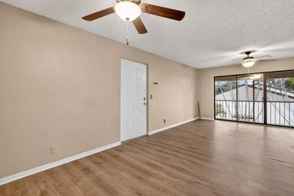 Greenacres, FL 33415,610 Sea Pine WAY E2