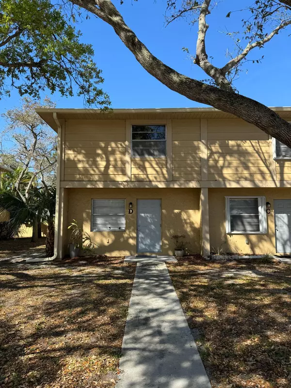 2017 Oleander BLVD D, Fort Pierce, FL 34950