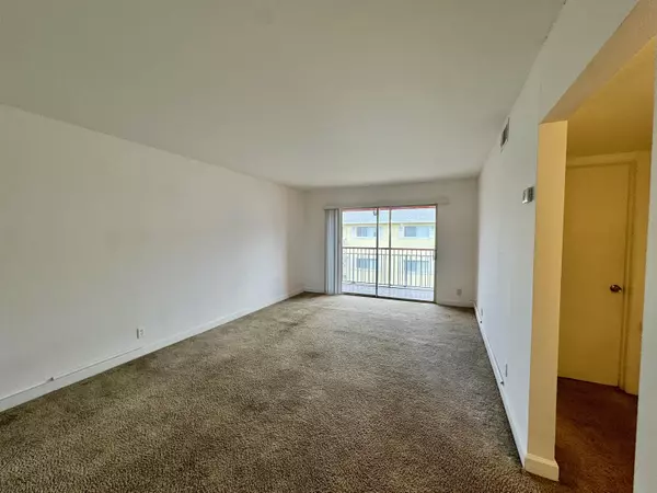 Lake Park, FL 33403,1501 Crescent CIR D34