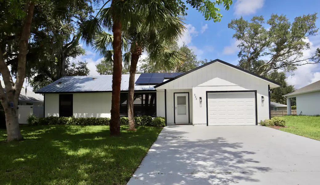 555 Benedictine TER, Sebastian, FL 32958