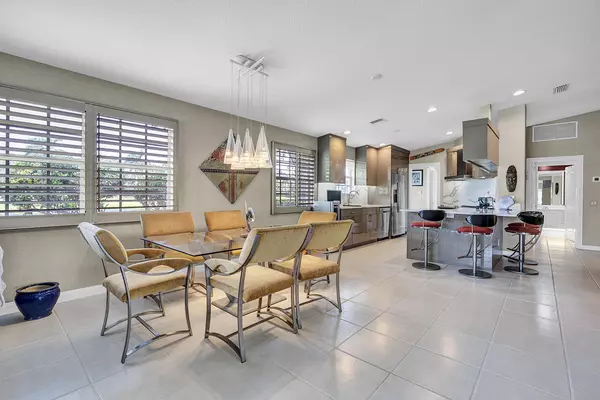 Palm Beach Gardens, FL 33410,935 Magdalena RD