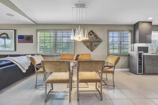 Palm Beach Gardens, FL 33410,935 Magdalena RD