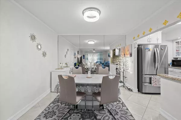 Boynton Beach, FL 33436,9845 Pineapple Tree DR 108