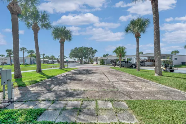Okeechobee, FL 34974,6591 SE 56th ST