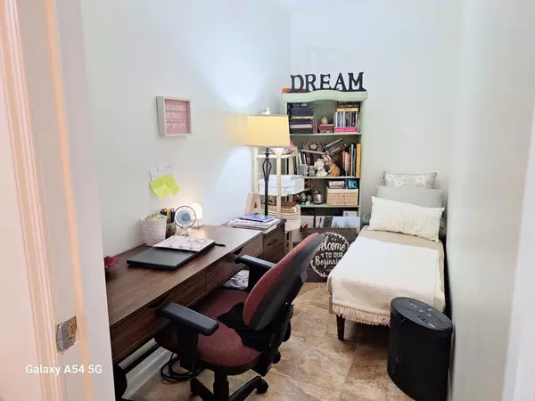 Lake Worth, FL 33460,500 S 1st AVE 102