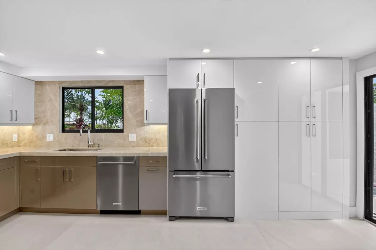 Delray Beach, FL 33446,7458 Victory LN 10103