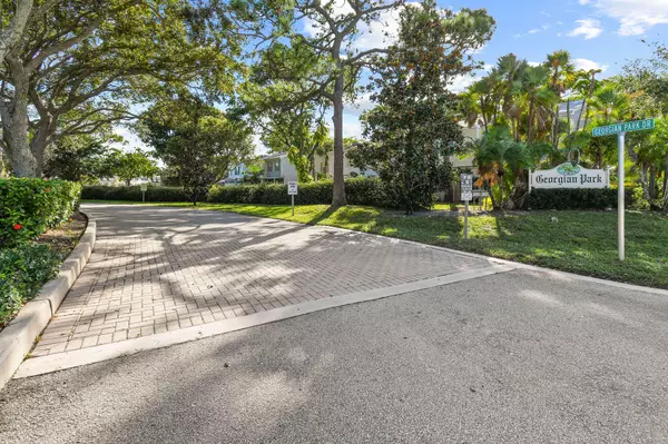 Jupiter, FL 33458,106 Old English CT