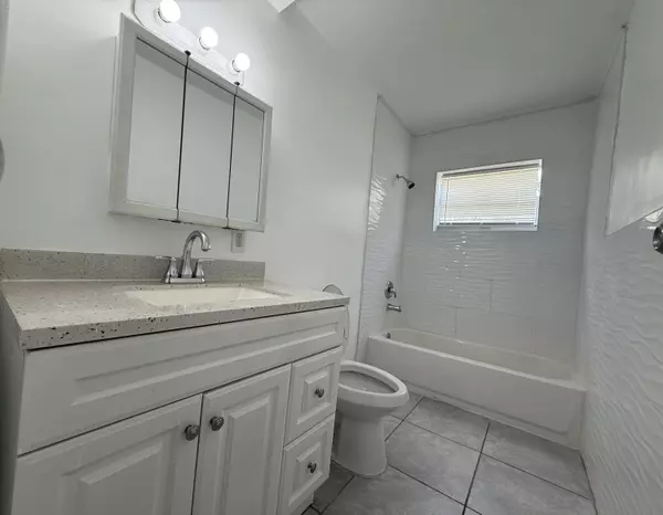 Lake Park, FL 33403,247 Silver Beach RD